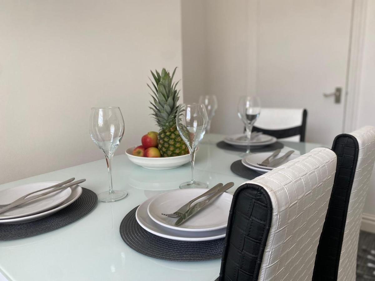 Cosy Cheerful 2 Bedrooms Near Piccadilly, Etihad Stadium Sleeps Up To 5 Manchester Ngoại thất bức ảnh